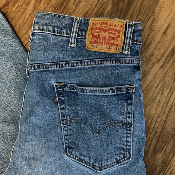 Levi Mens Jeans - Picture 3 of 7